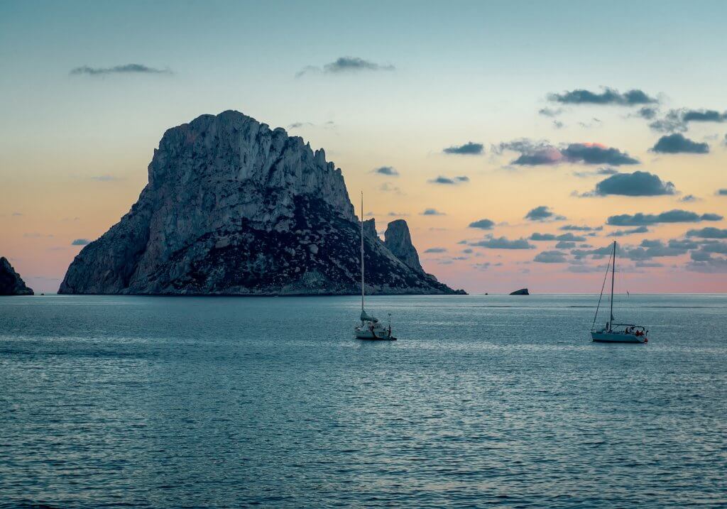 Es Vedra Tubbber Ibiza