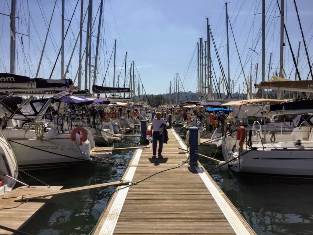 corfu marina